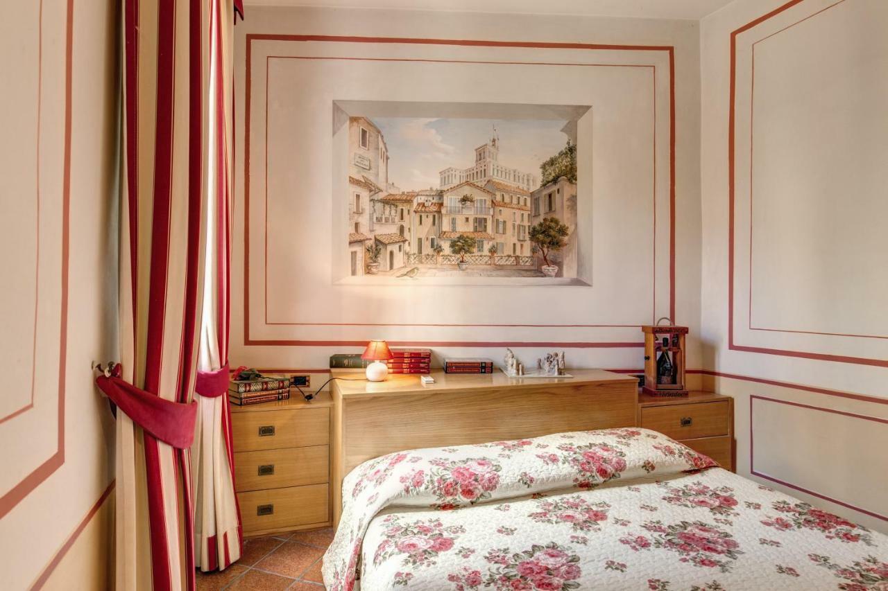 Апартаменти Lovely Flat By The Trevi Fountain Рим Екстер'єр фото
