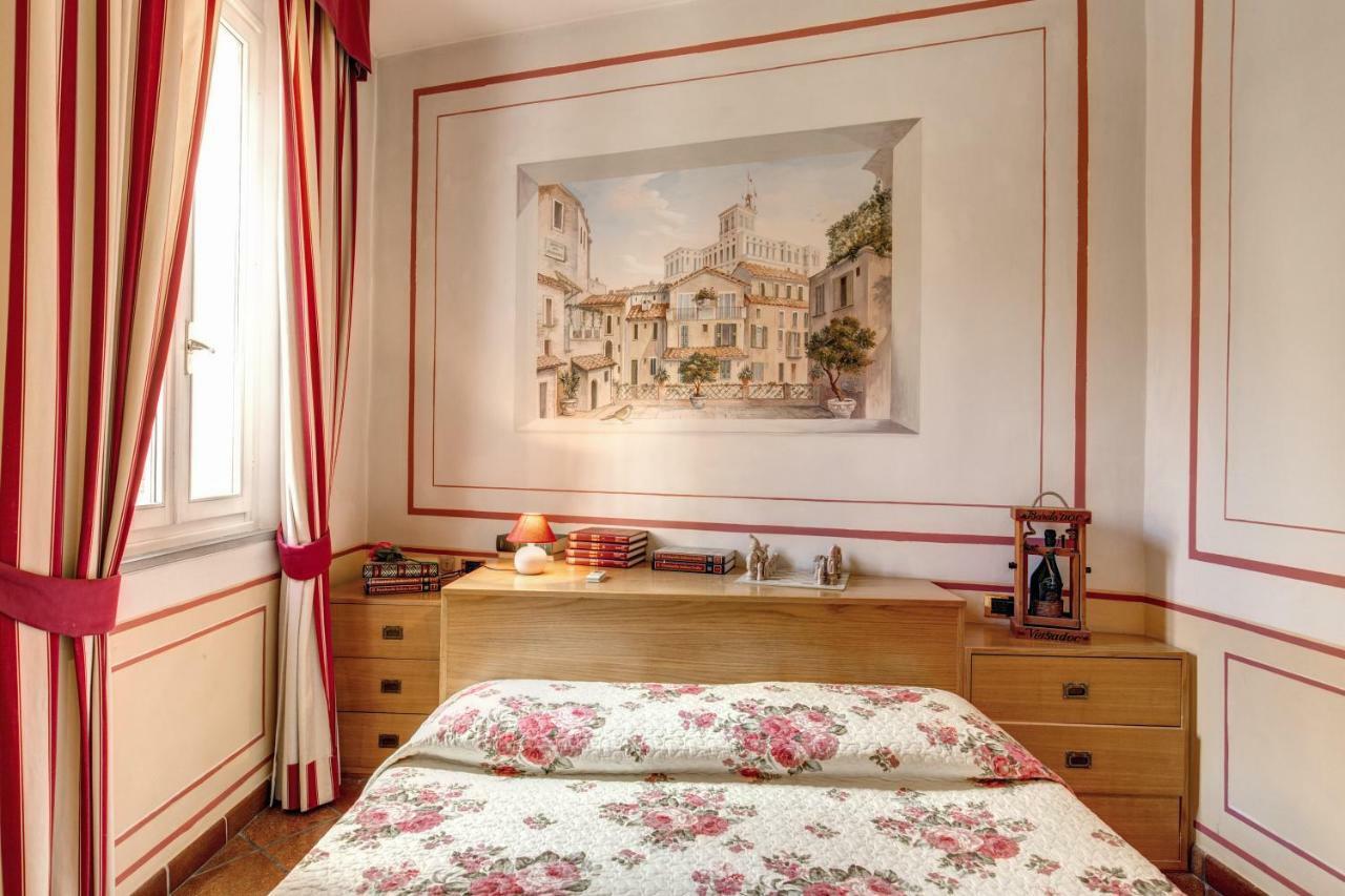 Апартаменти Lovely Flat By The Trevi Fountain Рим Екстер'єр фото